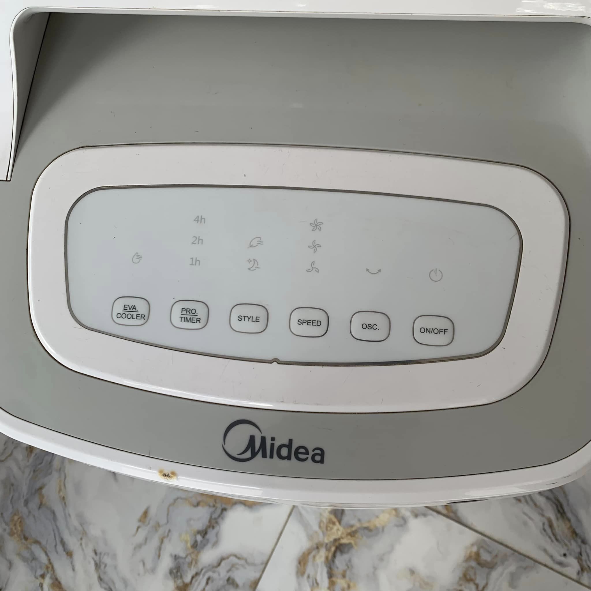 Quạt điều hoà Media AC120-16AR