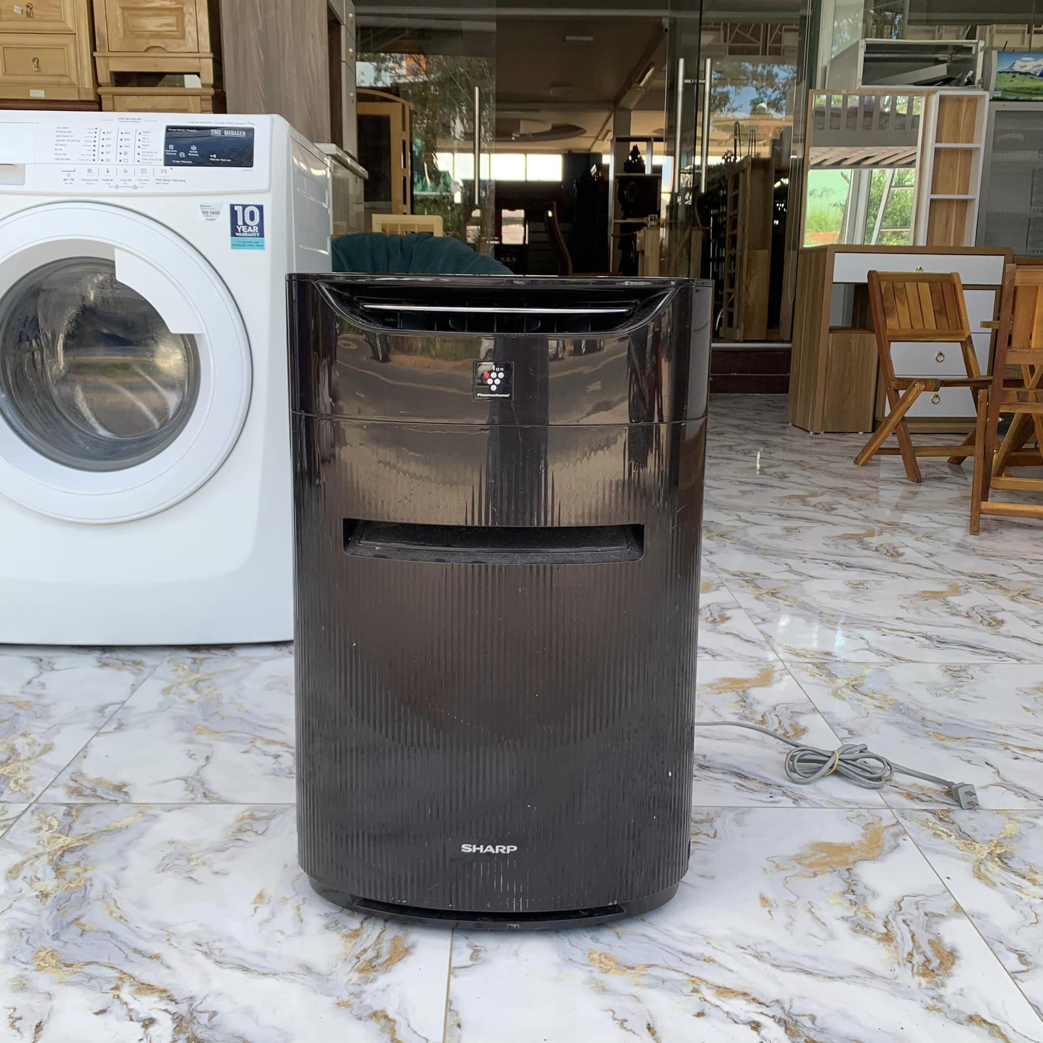 Máy lọc không khí sharp