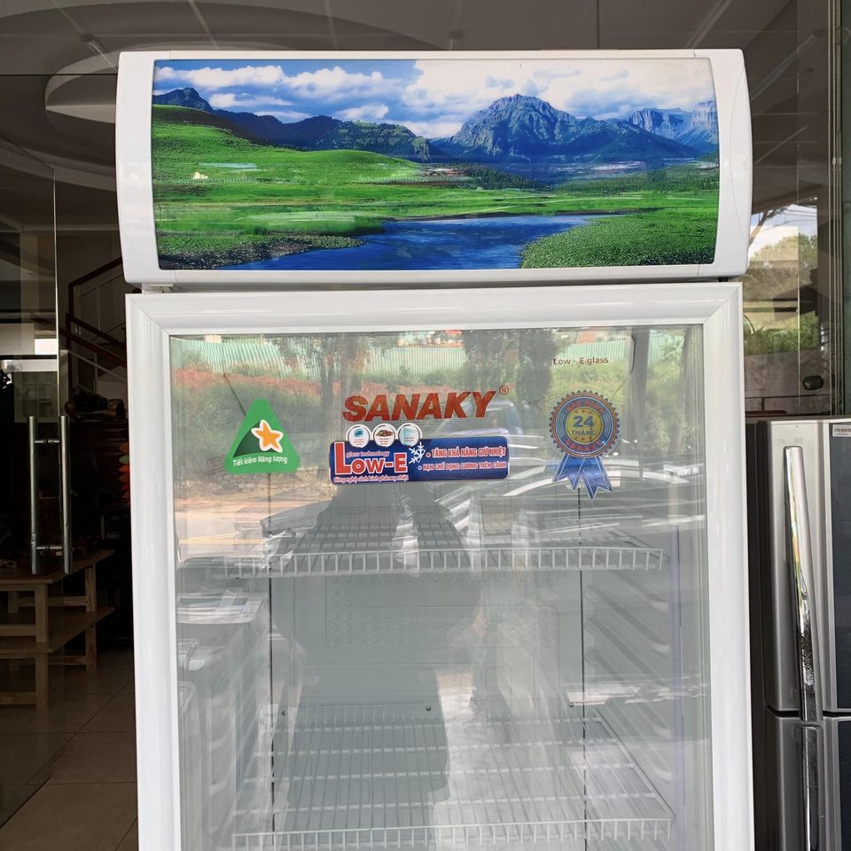 Tủ mát Sanaky