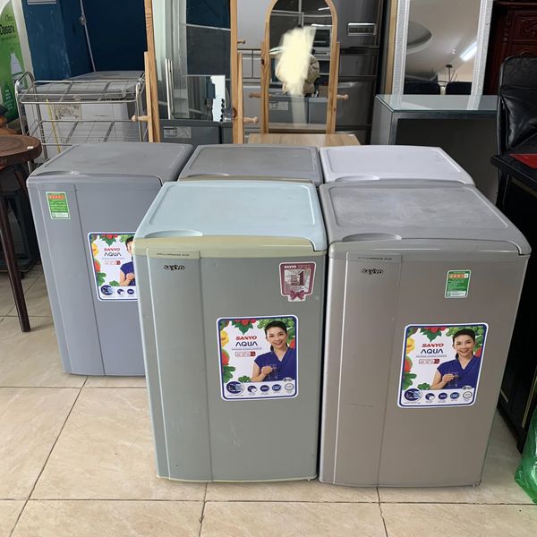 Tủ lạnh mini sanyo 90l
