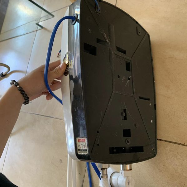 Bình nóng lạnh Centon