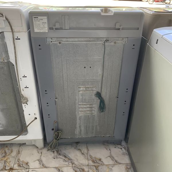 Máy giặt sanyo 9kg asw-f110at