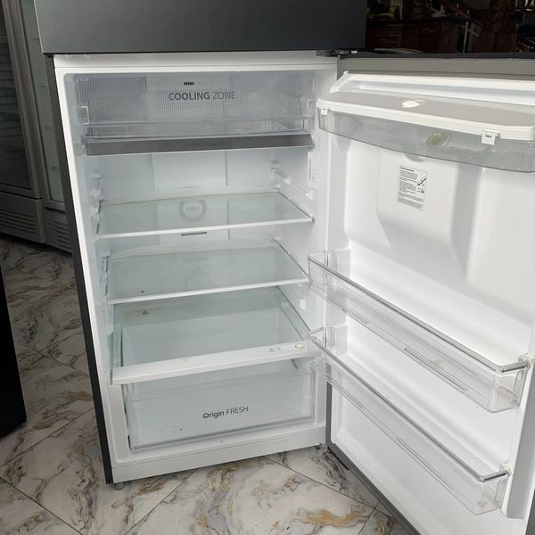 Tủ lạnh Toshiba gr-rt533we