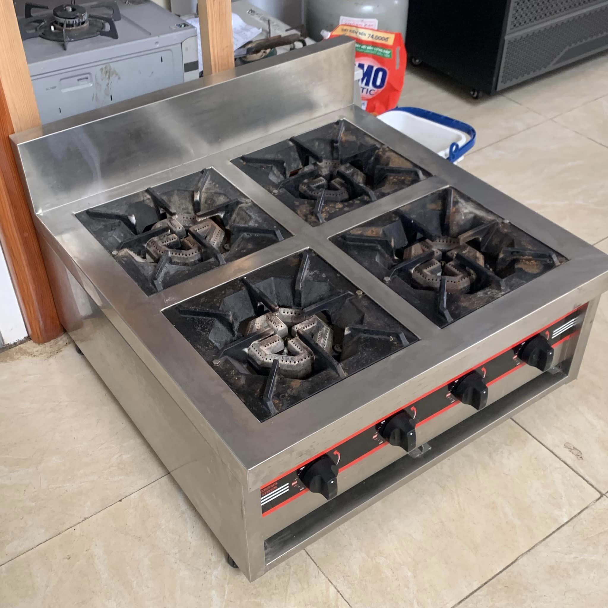 Bếp Âu 4 họng