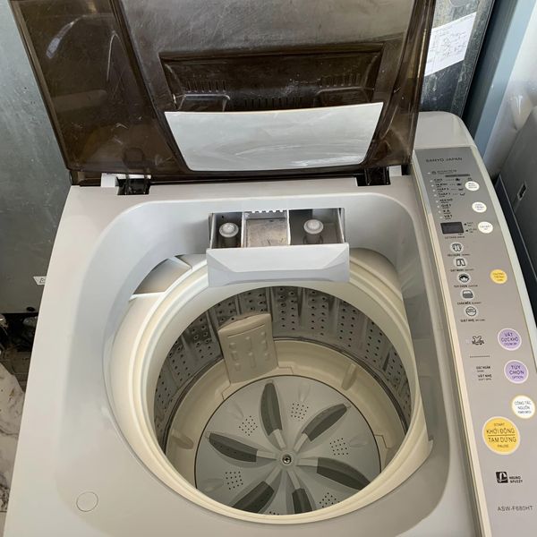 Máy giặt Sanyo F680HT