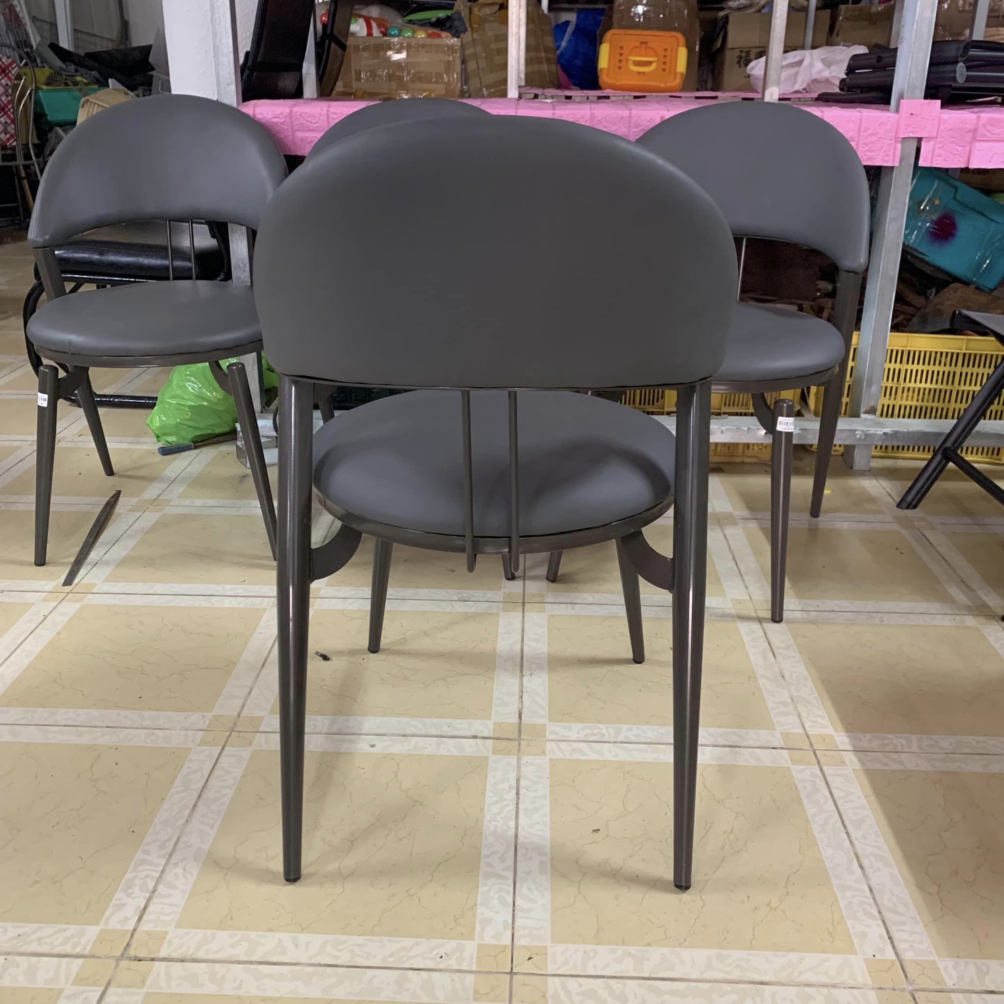 Ghế ăn chân sắt enjoy