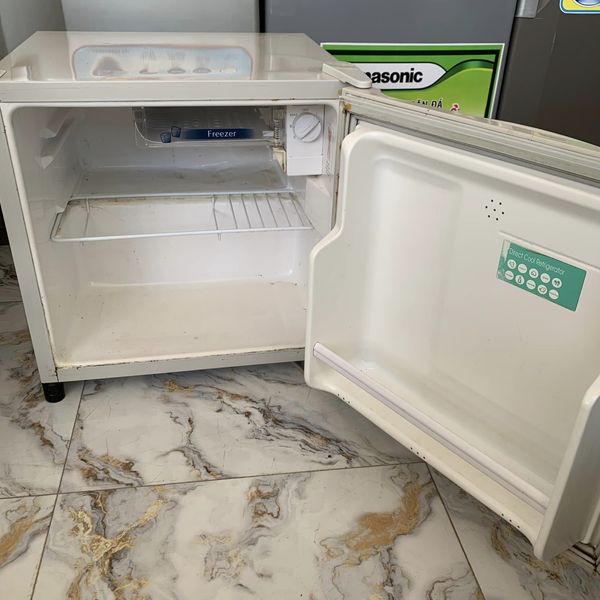 Tủ lạnh mini Toshiba gr-v50