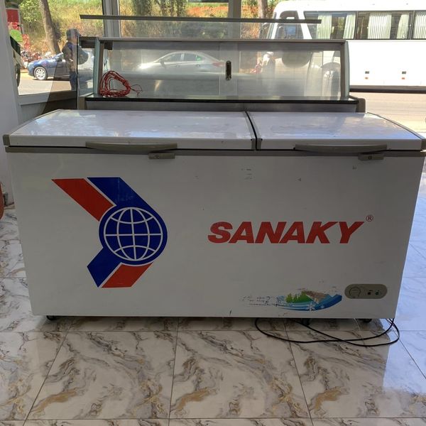 Tủ đông sanaky 530l vh-6699hy3