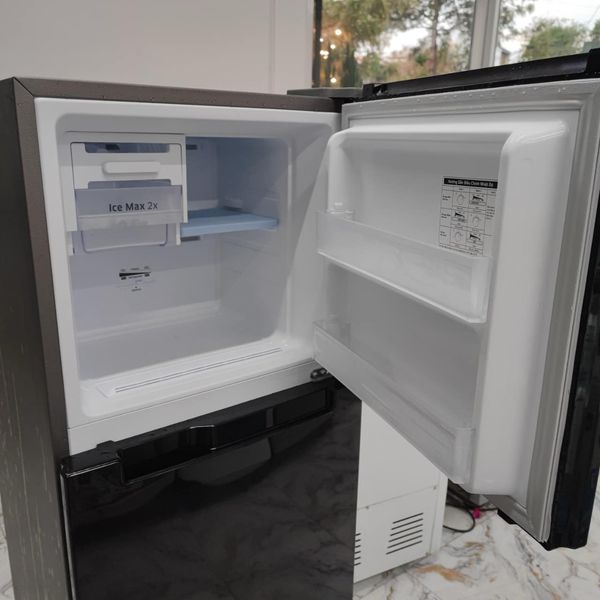 Tủ lạnh Samsung 208l RT20HAR8DBU