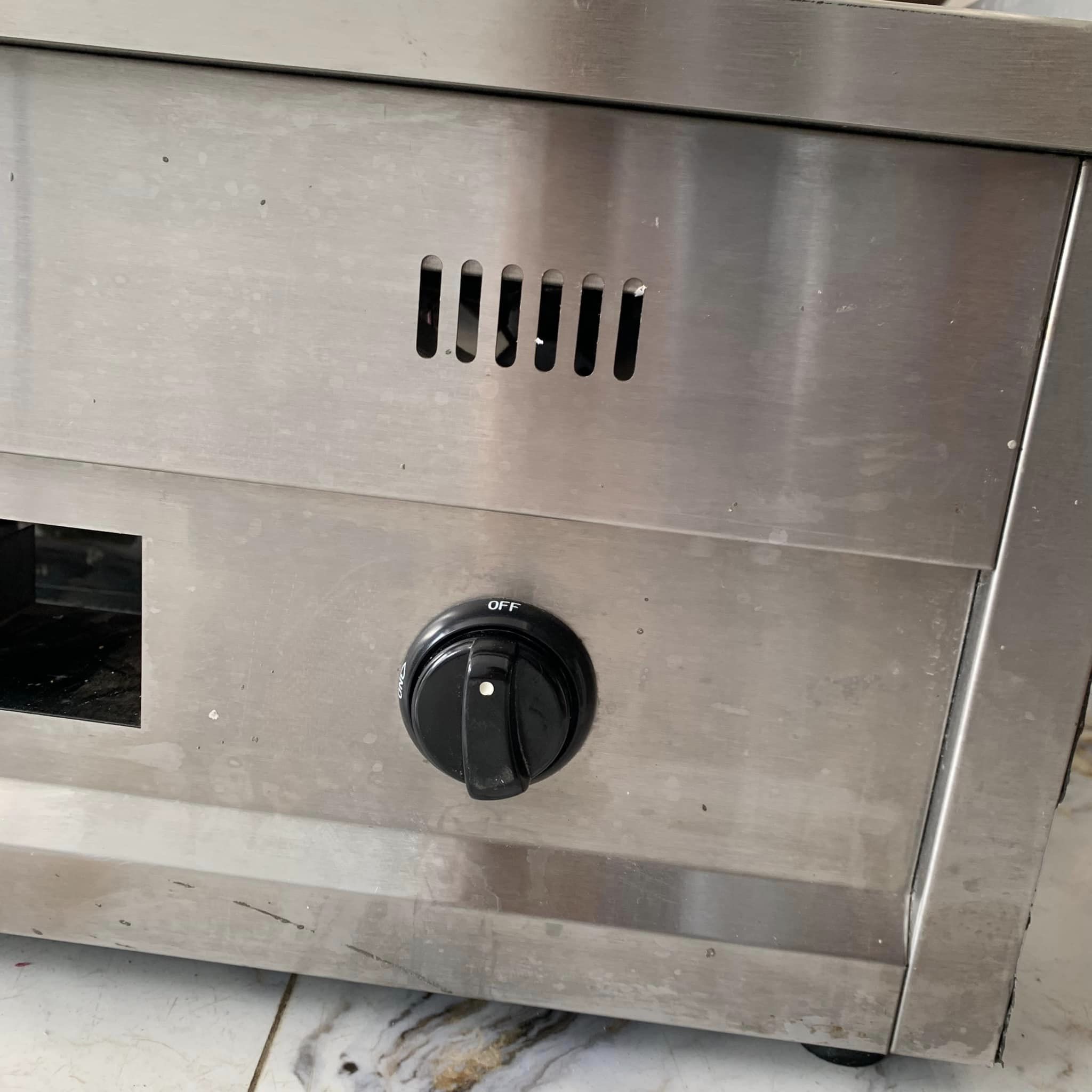 Bếp rán phẳng dùng ga fy-610r