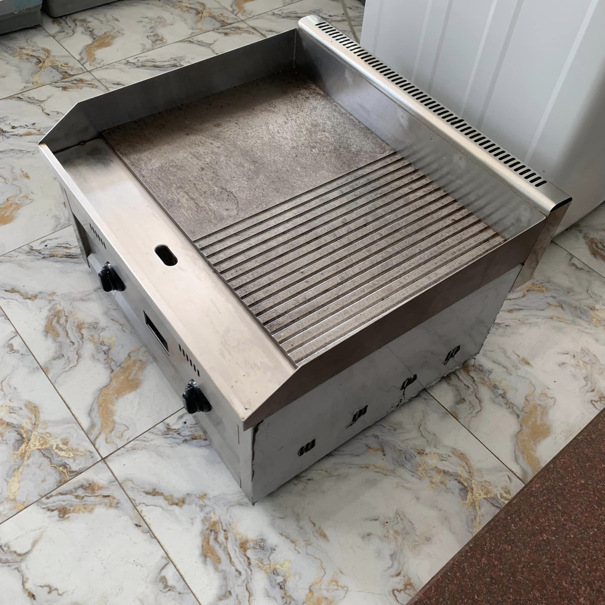 Bếp rán phẳng dùng ga fy-610r