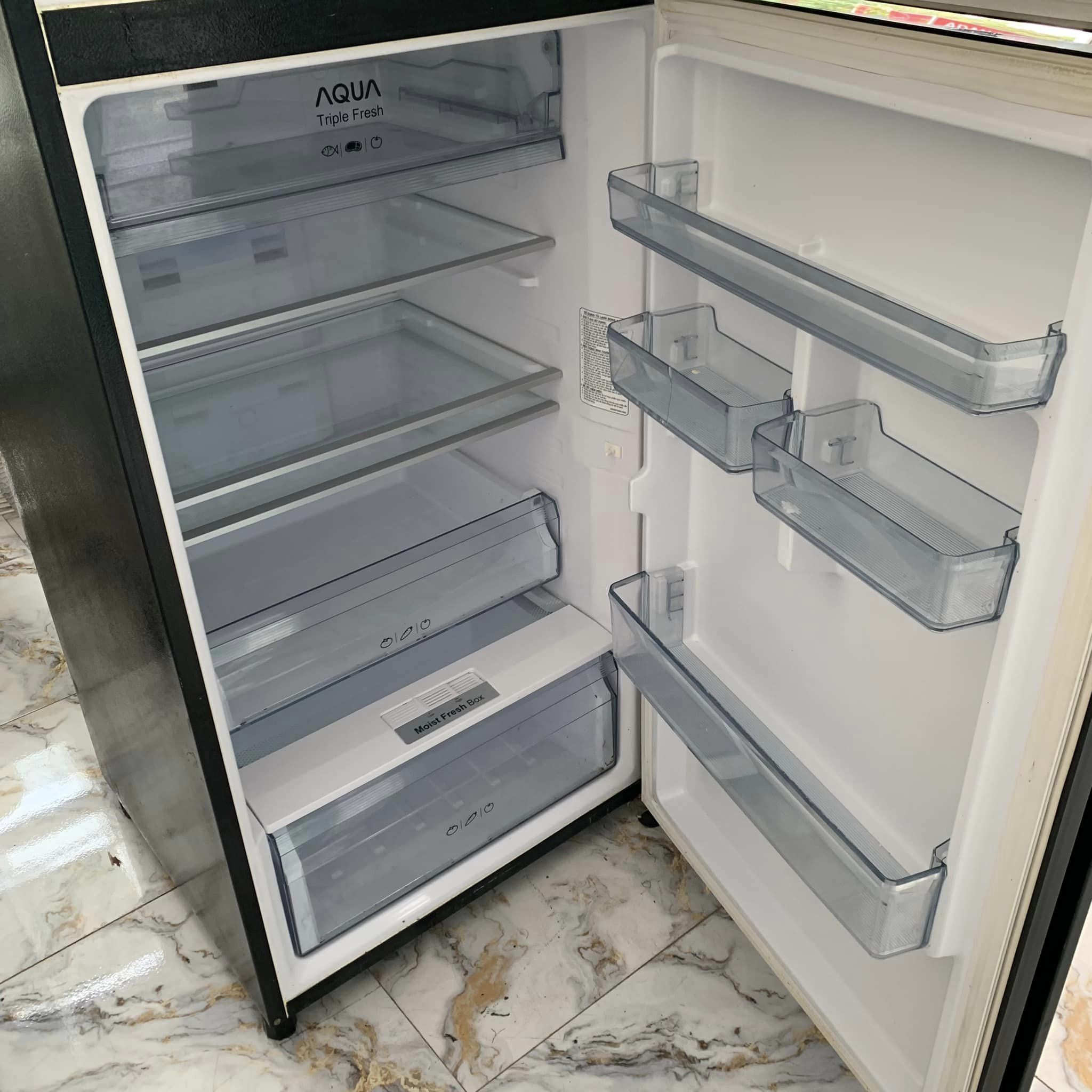 Tủ lạnh Aqua Inverter 318 lít AQR-IG356DN