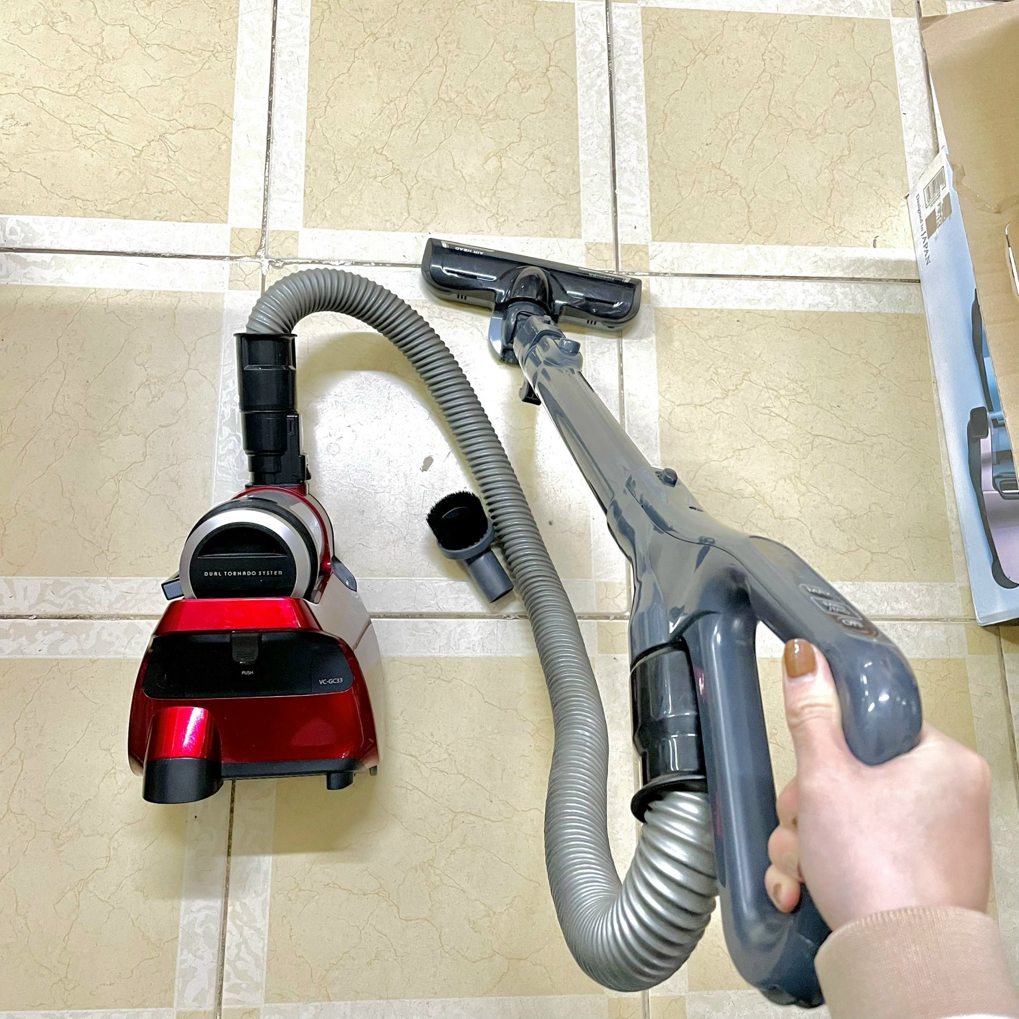 Máy hút bụi Toshiba VC-GC33CPV