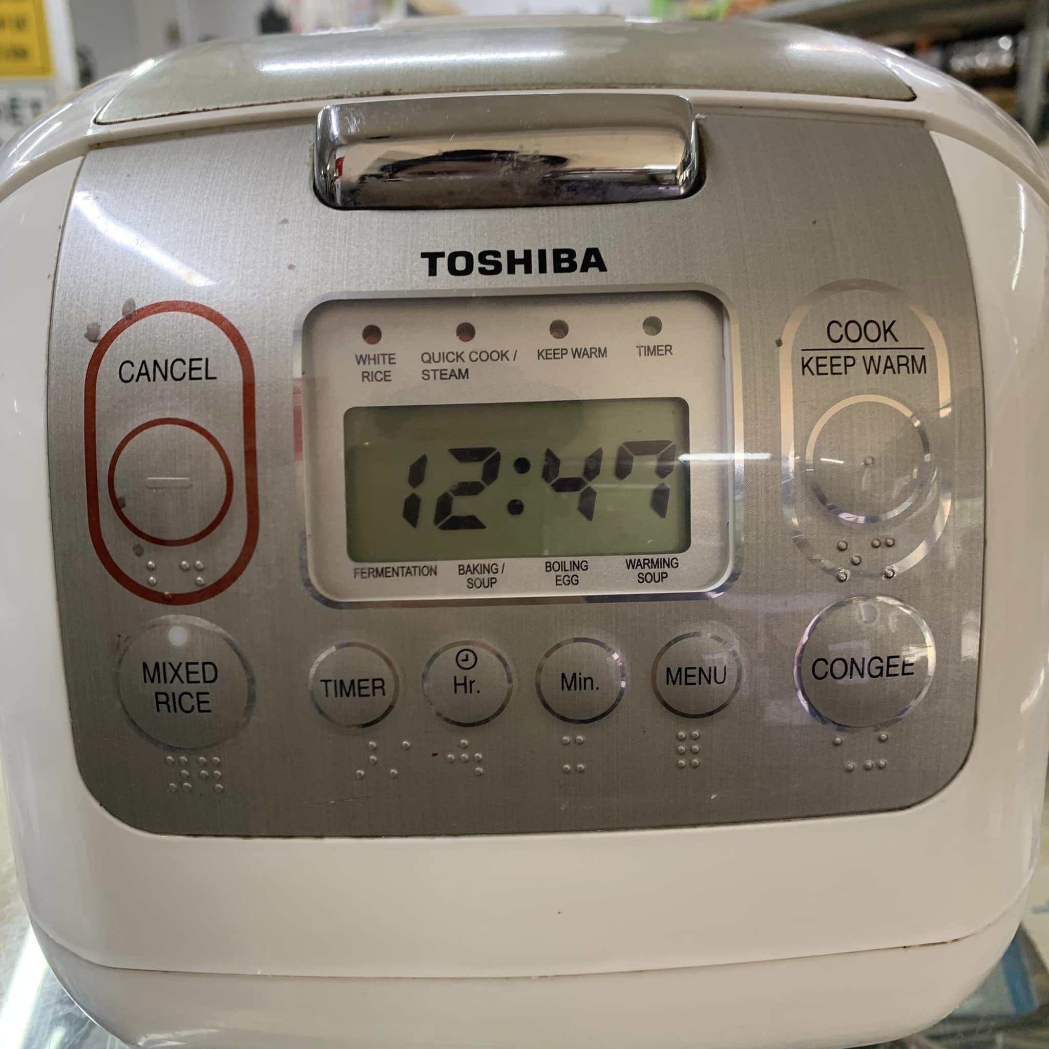 Nồi cơm điện Toshiba 600W