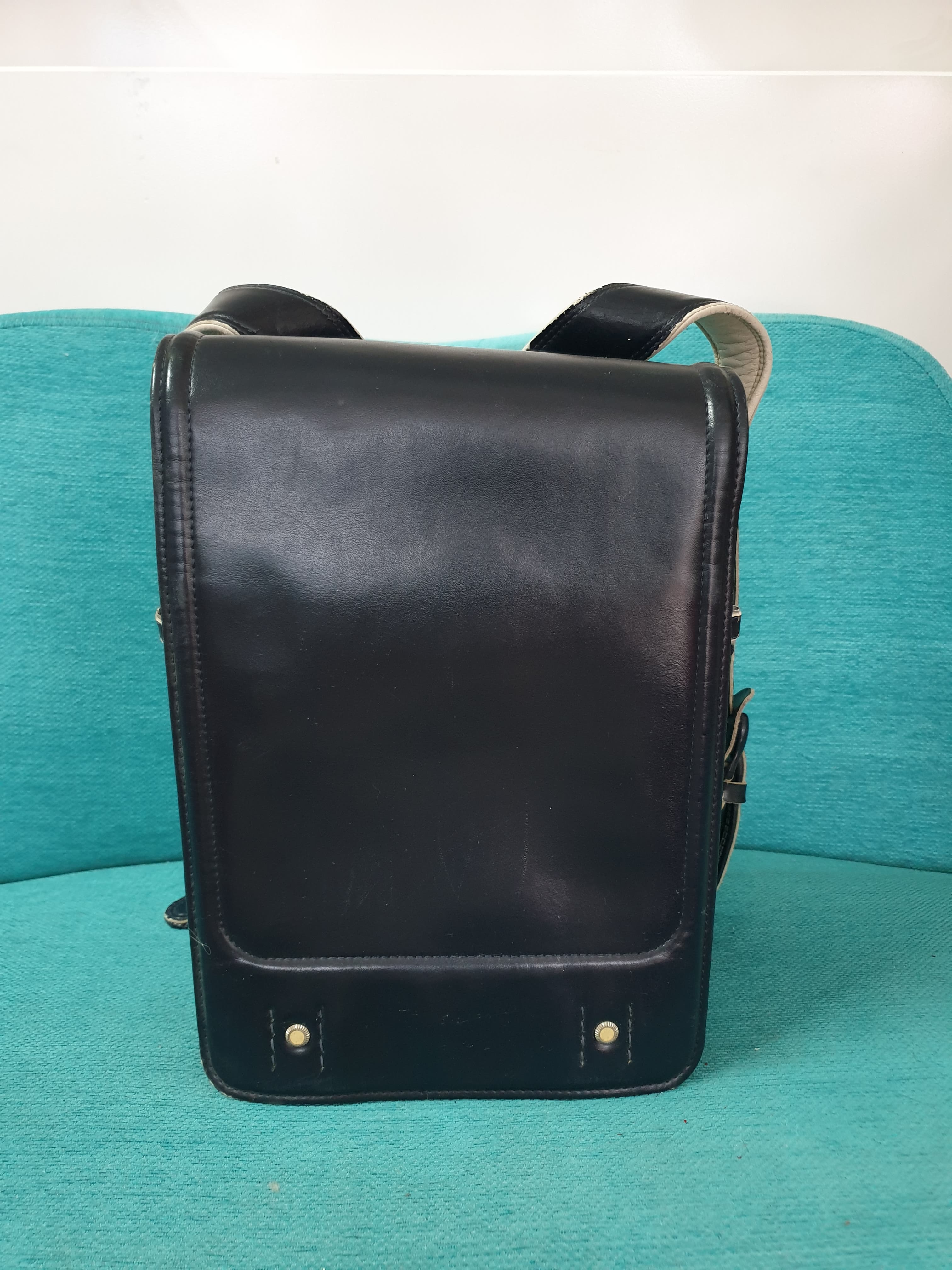 Ba lô chống gù lưng Nhật bản, Cặp xách chống gù lưng Nhật bản