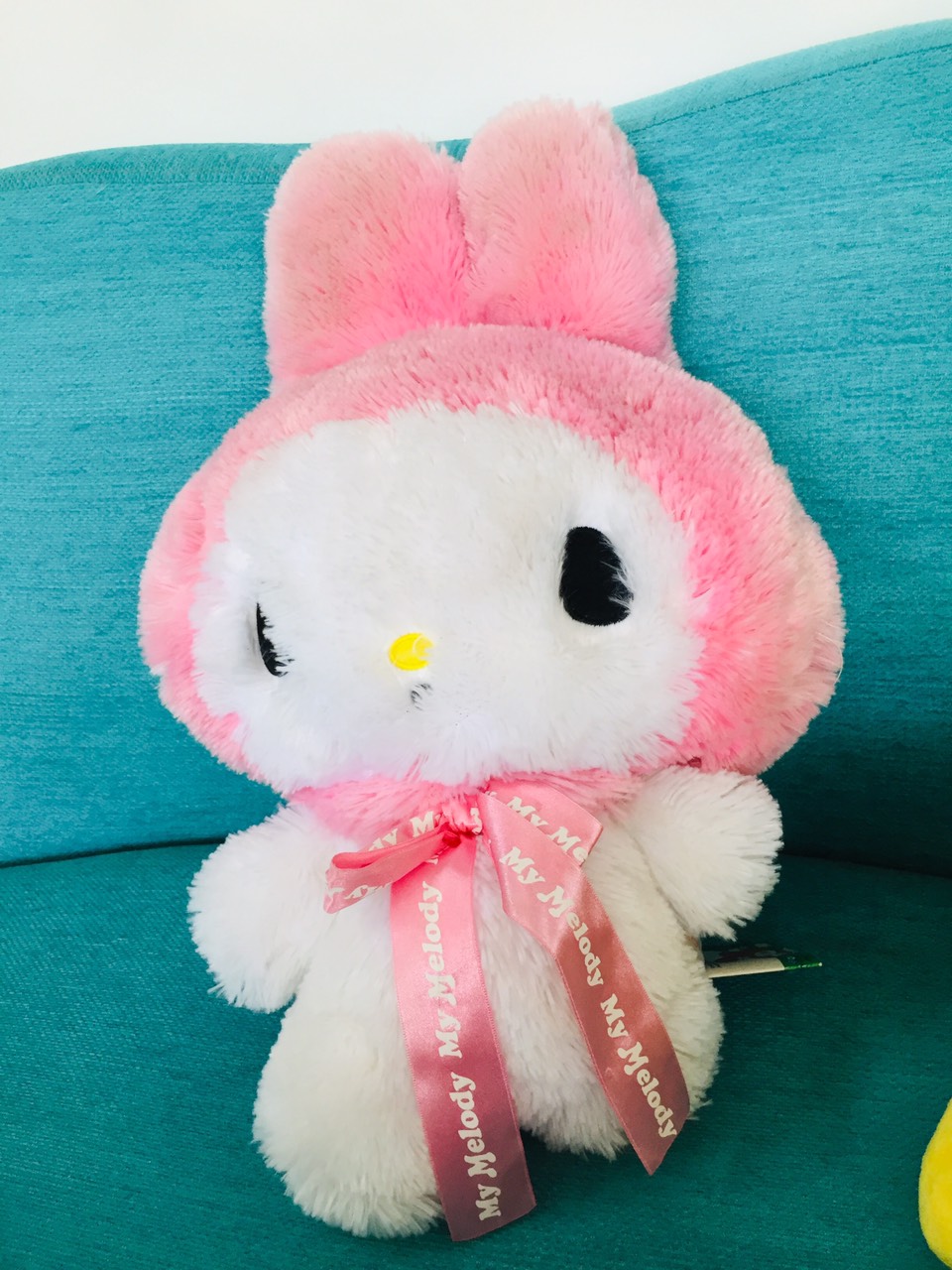 Gấu bông Hello Kitty siêu cute