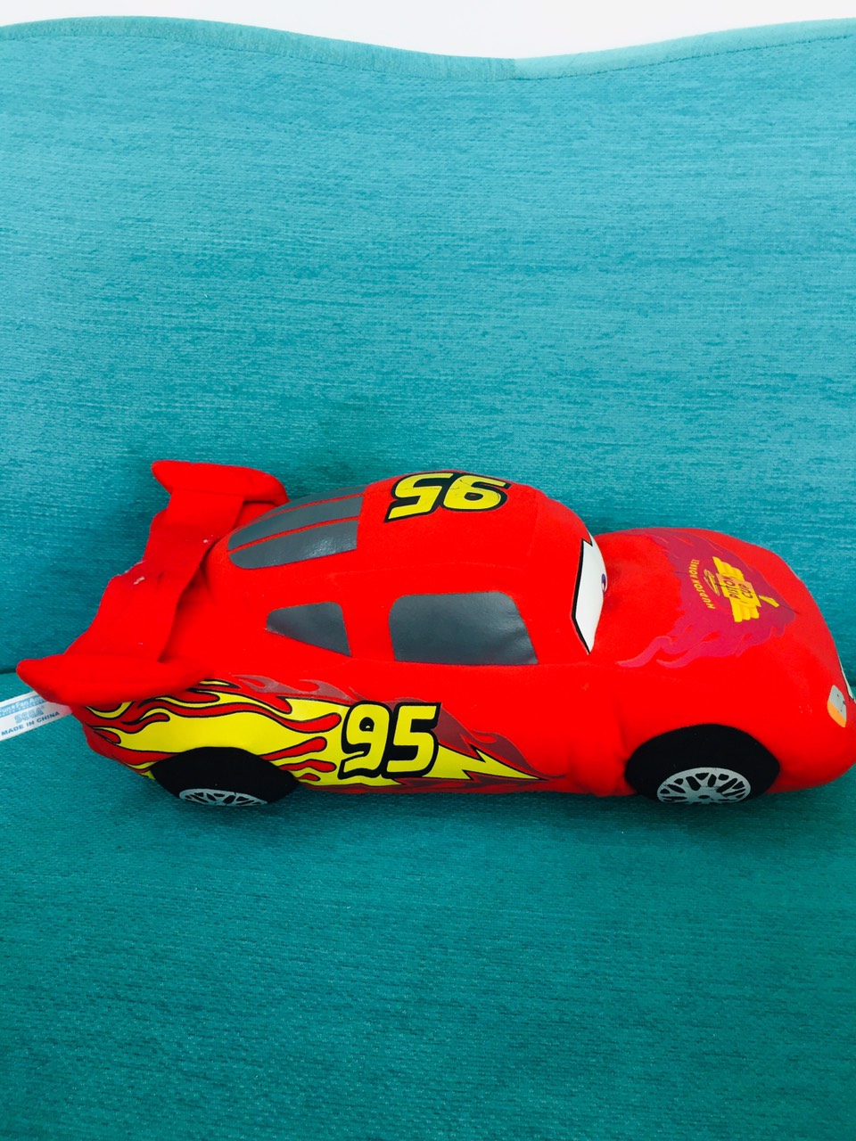 Gấu bông xe ô tô Lightning McQueen