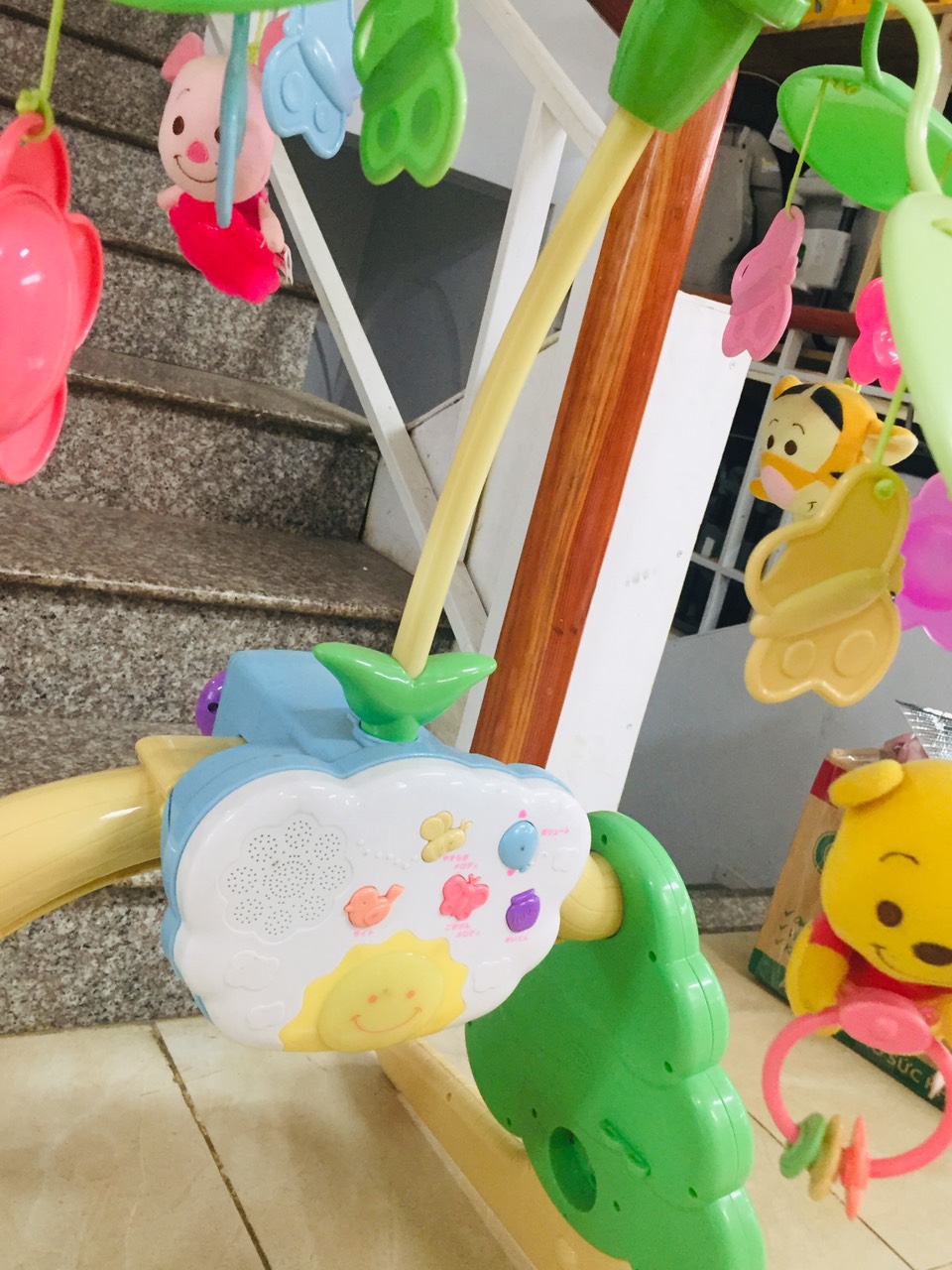 KỆ CHỮ A TAKARA TOMY WINNIE POOH 6 WAYS CHO BÉ