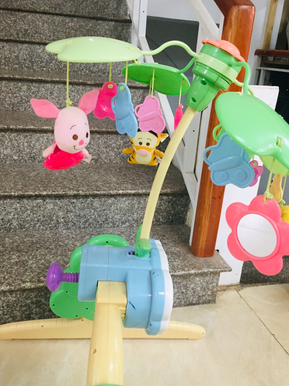 KỆ CHỮ A TAKARA TOMY WINNIE POOH 6 WAYS CHO BÉ