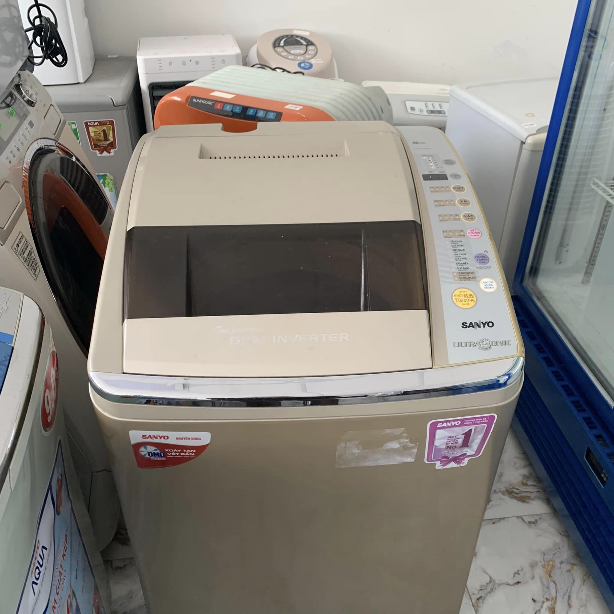 Máy giặt Sanyo nâu ASW-D900HT