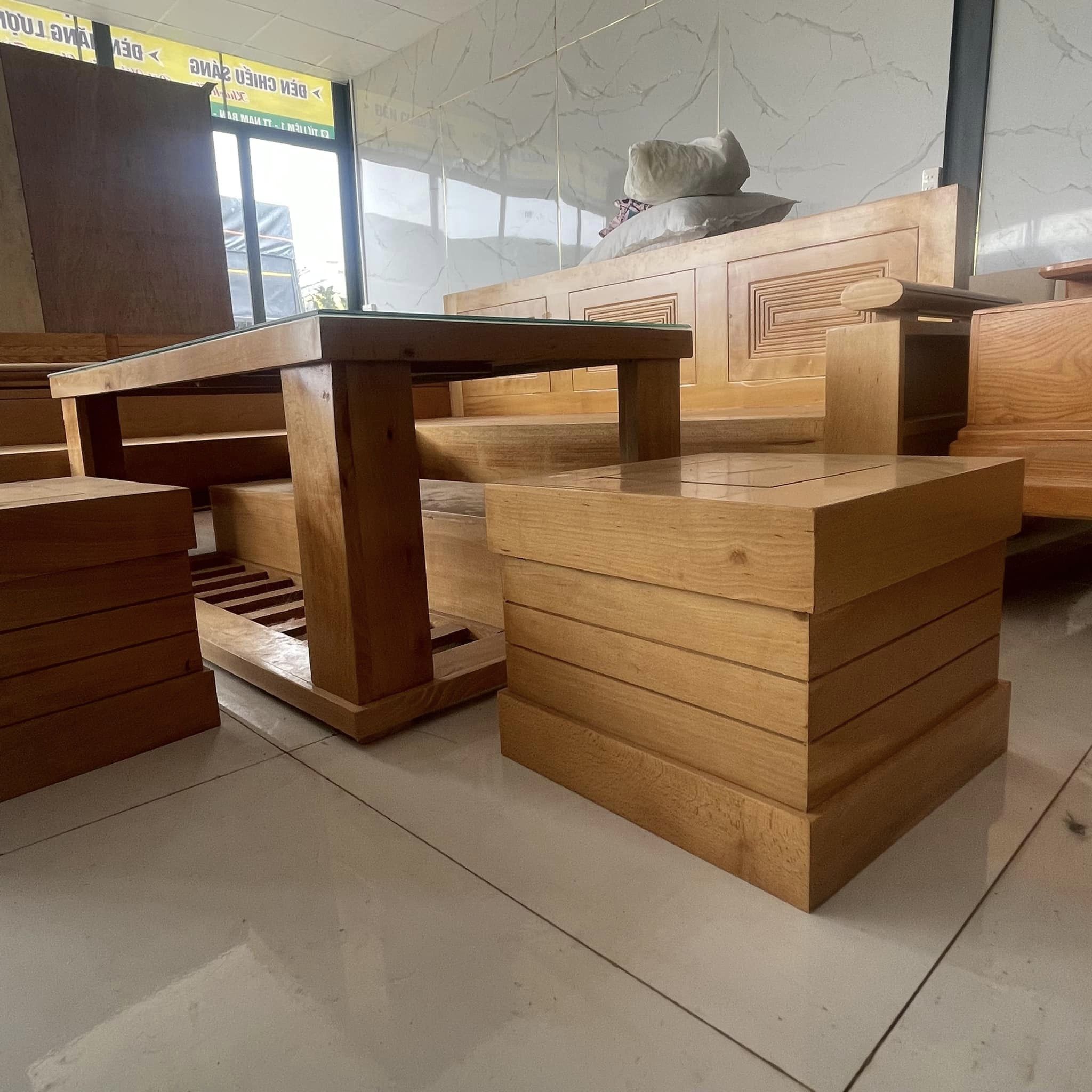 Bộ sofa trứng gỗ sồi (2)