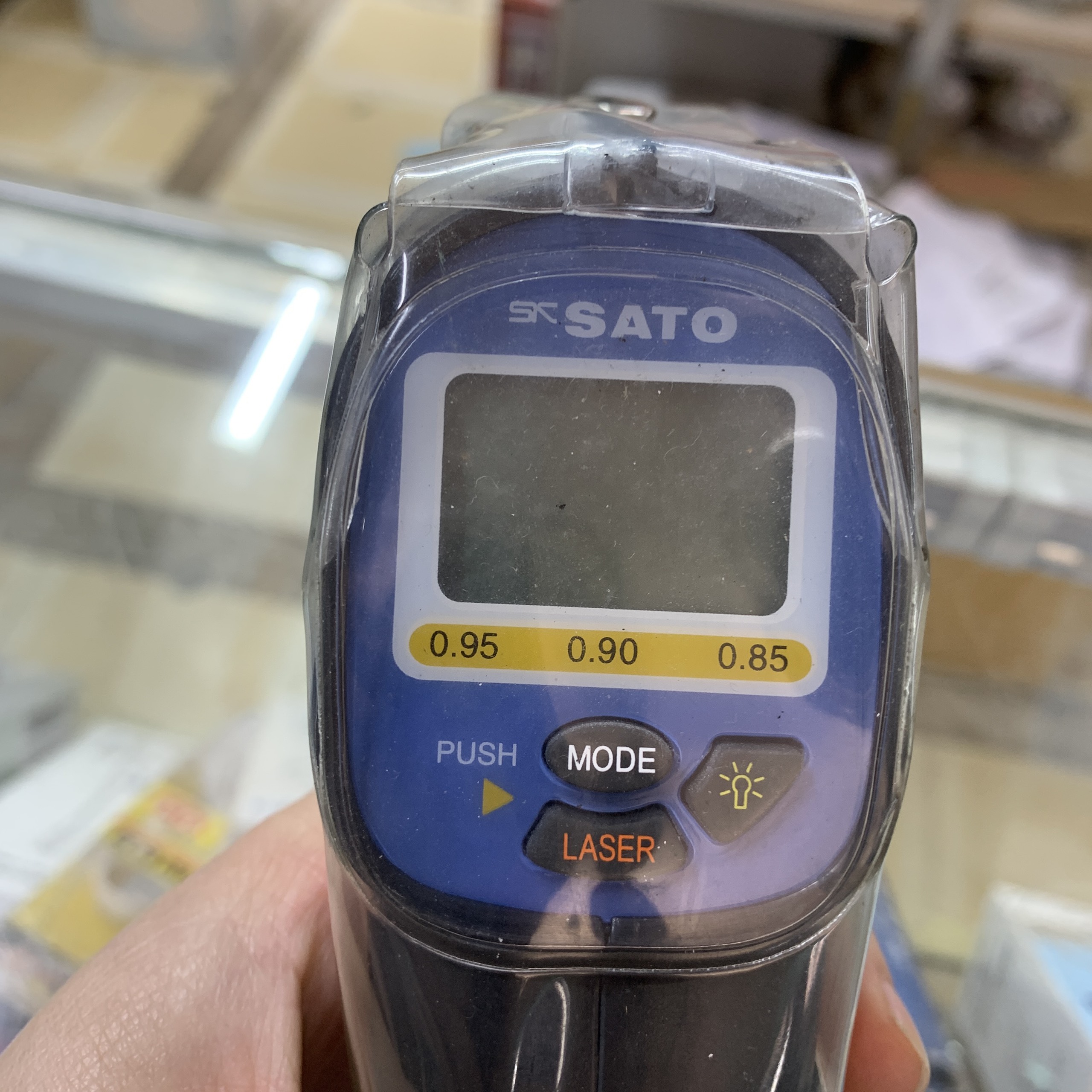 Máy đo nhiệt độ bức xạ