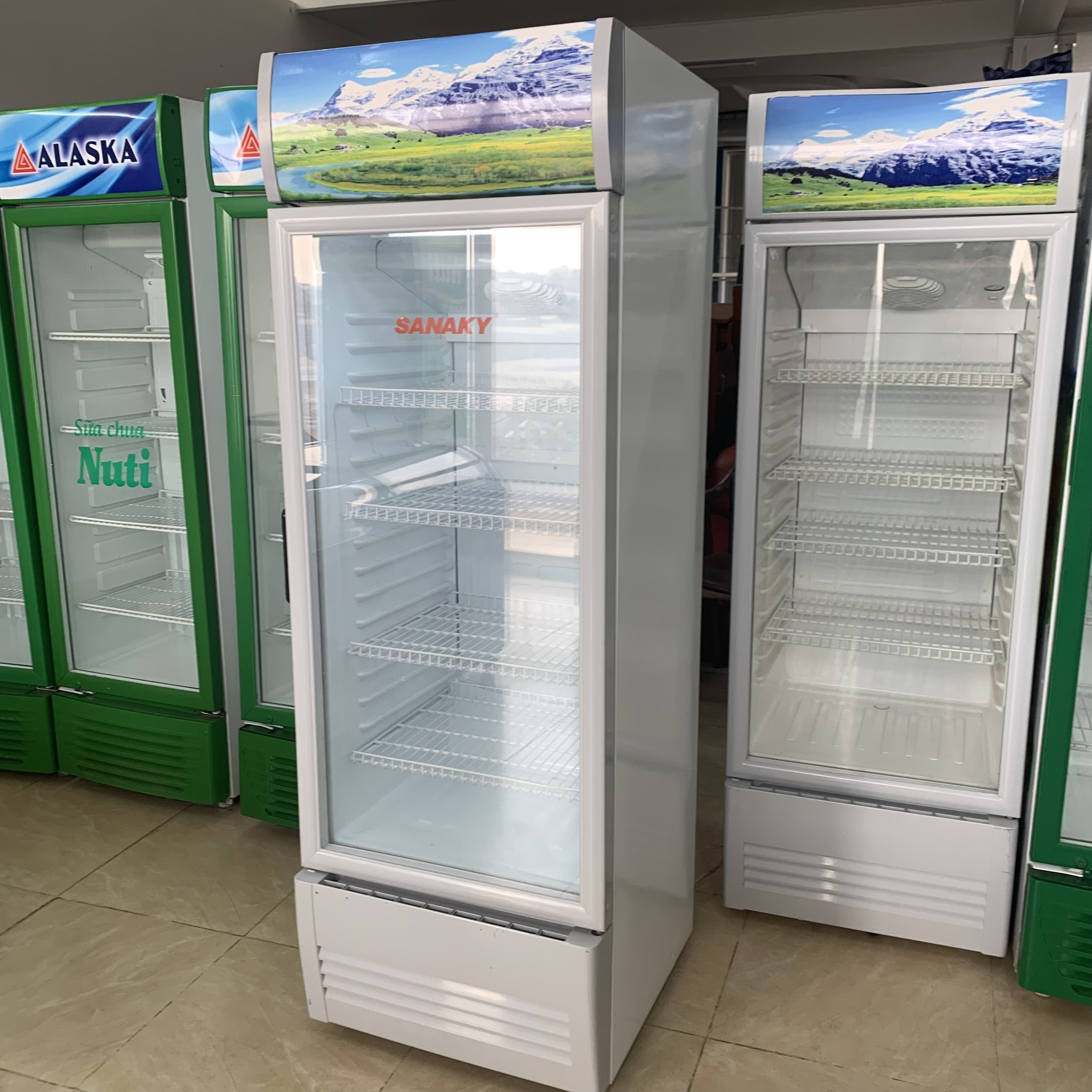 Tủ mát Sanaky 5000