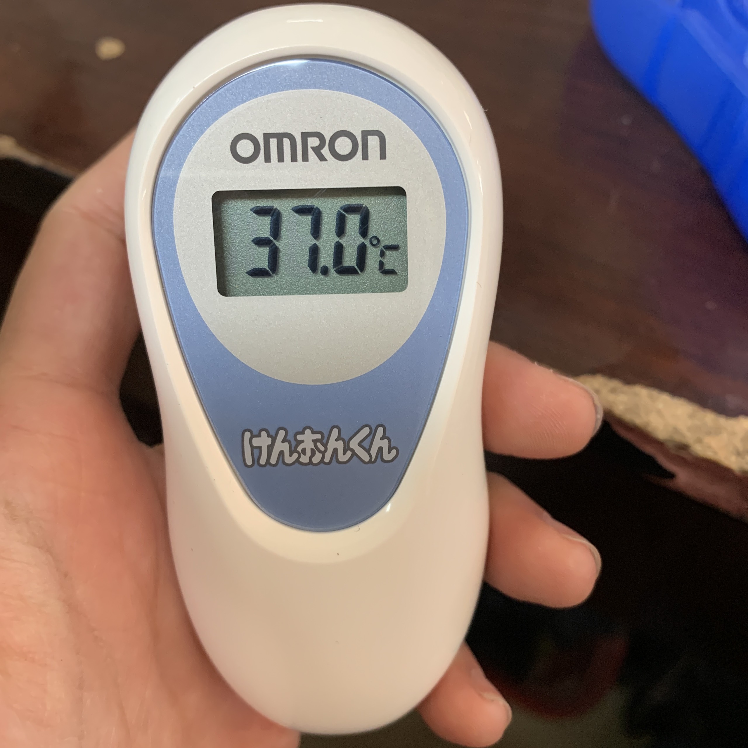 Nhiệt kế đo tai