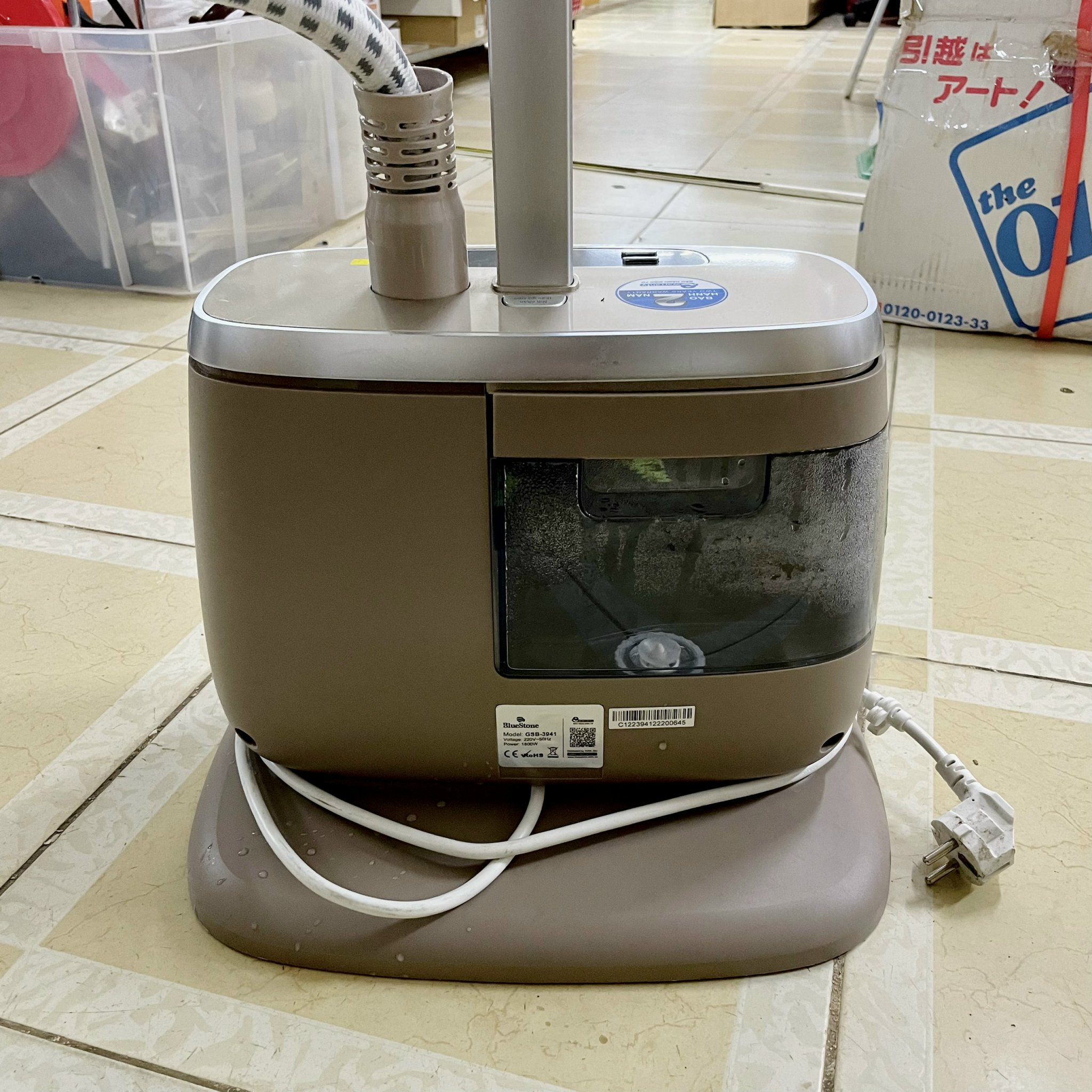 Bàn ủi hơi nước đứng Bluestone