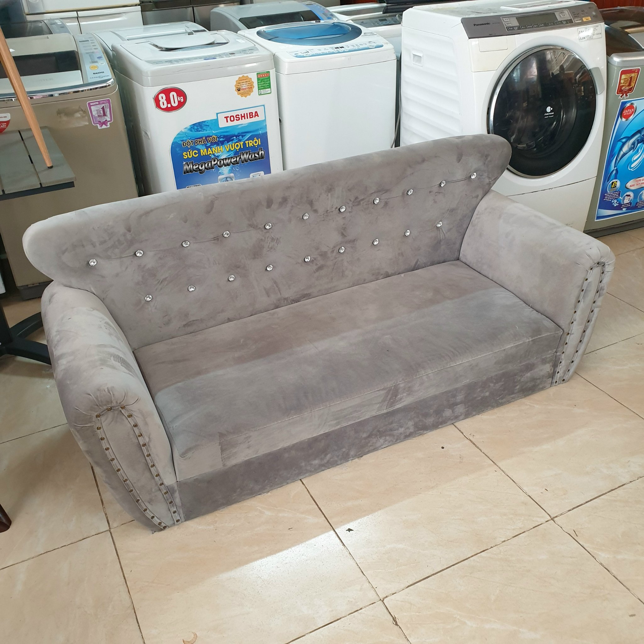 Sofa xám nhung