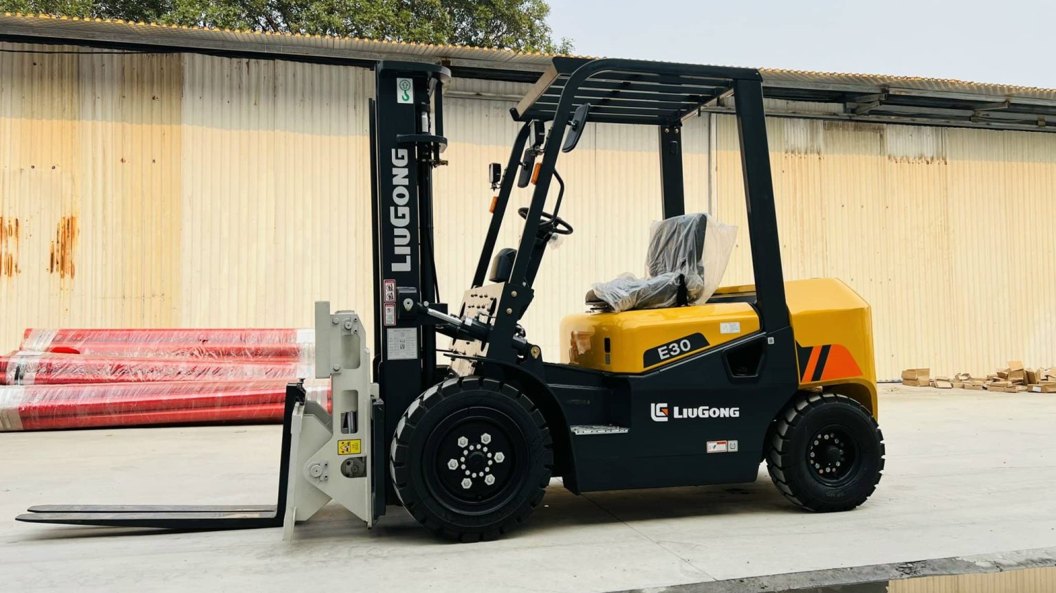 cho-thue-xe-nang-hang-tai-viet-nam-lien-he-097-3436-246