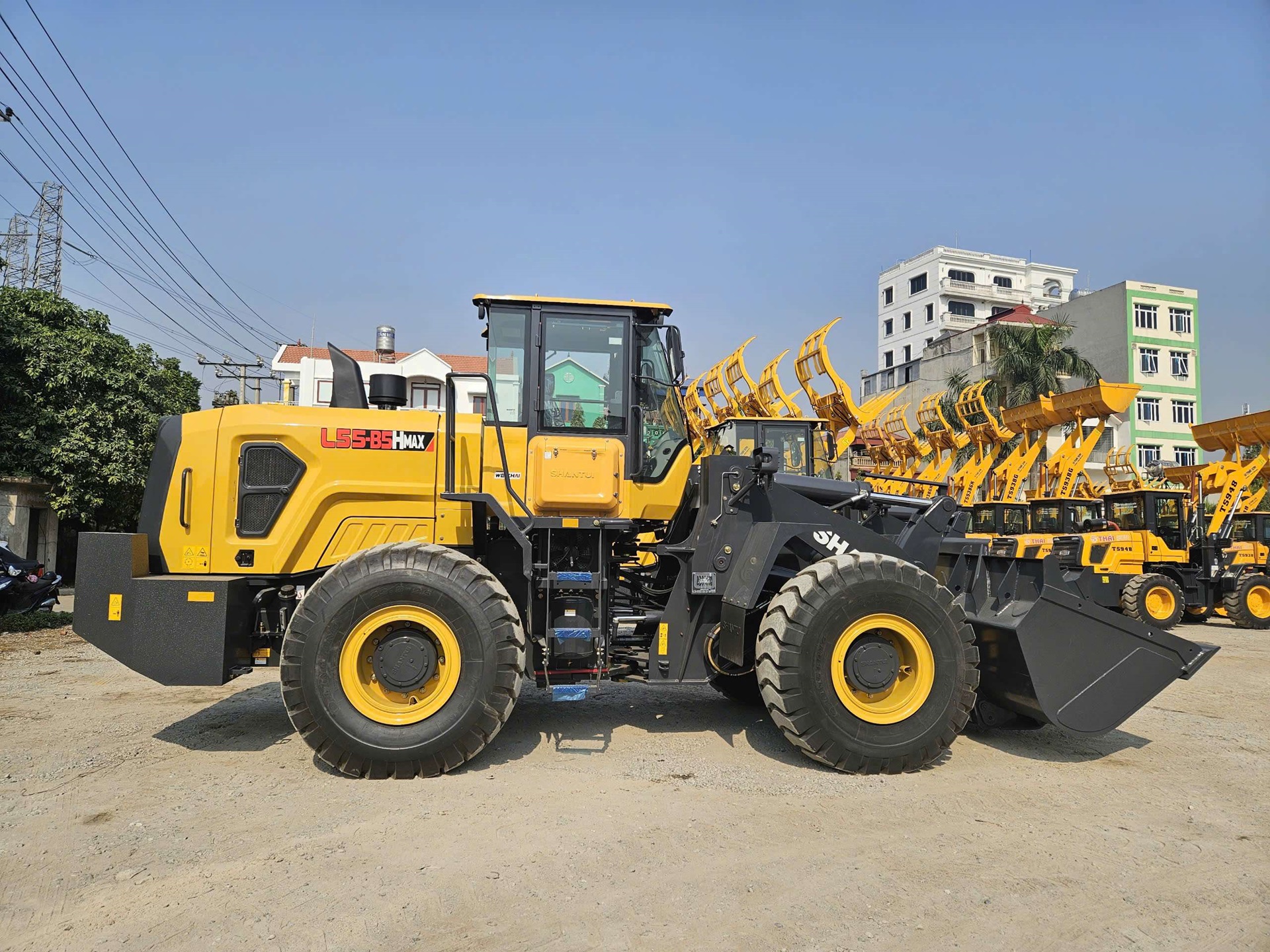 may-xuc-lat-shantui-gau-3-6m3-l55-b5-hmax