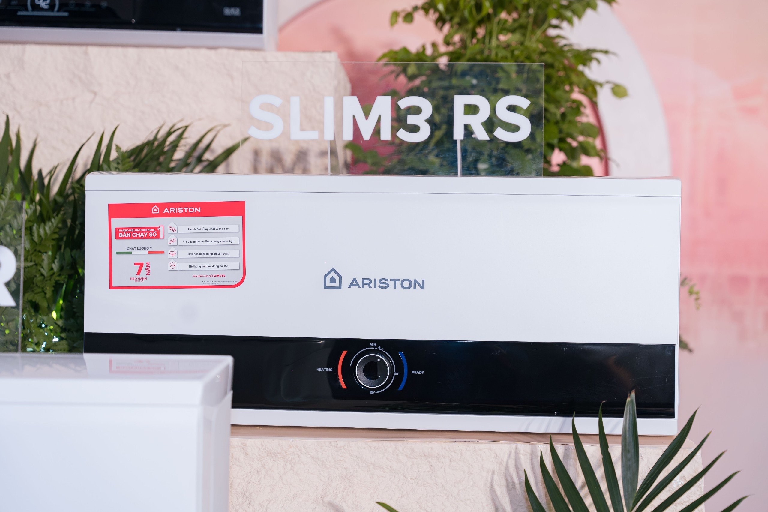 Máy nước nóng gián tiếp Ariston 30 lít SL3 30RS AG+ VN . Công lắp : 200.000/ 1 chiếc