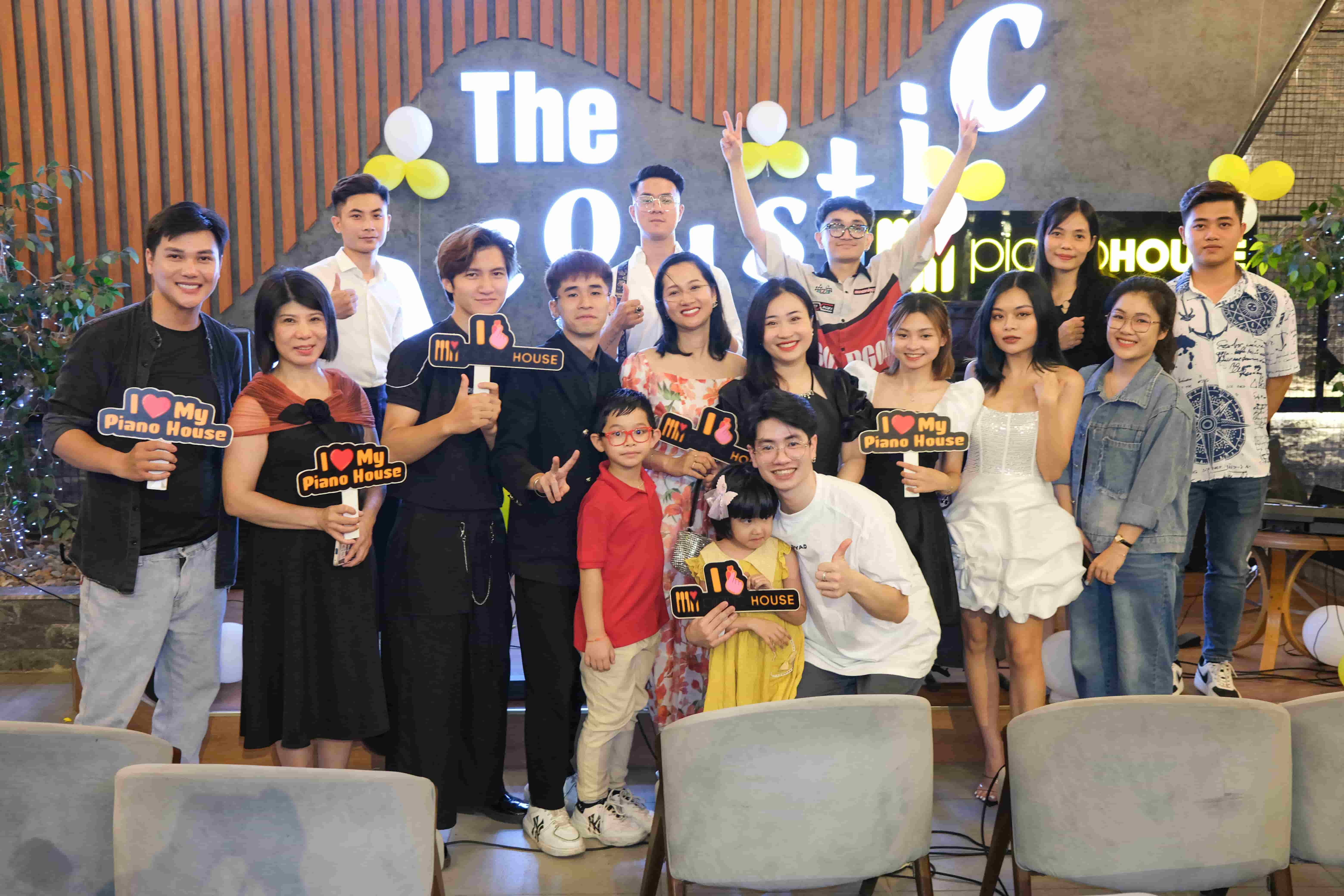 KHÓA HỌC PIANO TẠI QUÂN THANH XUÂN – NƠI GIAU ĐIỆU BẮT ĐẦU TỪ SỰ BÌNH YÊN