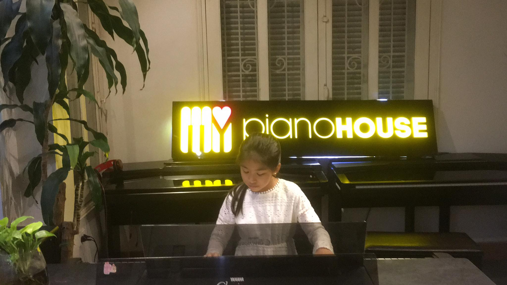 Khóa Học Piano Giá Rẻ Cho Trẻ Em – Chỉ Từ 59K/Giờ!