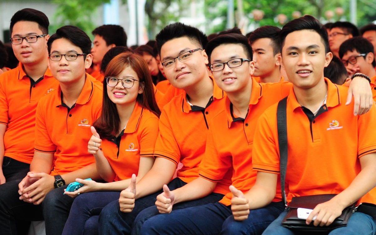 vì sao nên chọn áo thun đồng phục giá rẻ