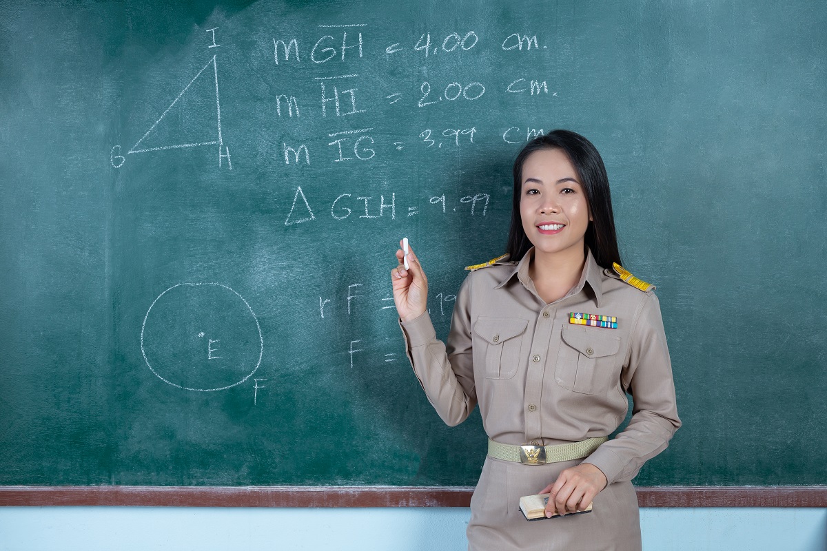 Xu hướng đồng phục nữ công sở 