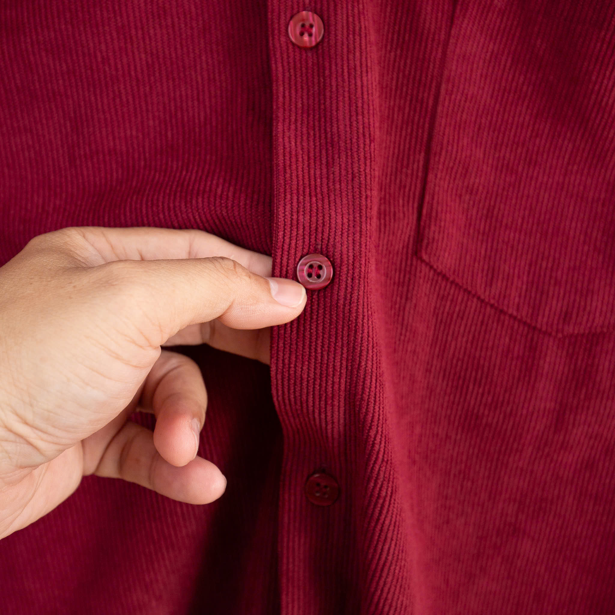 Sơ Mi Nhung Tăm Đỏ Burgundy AMANLAB