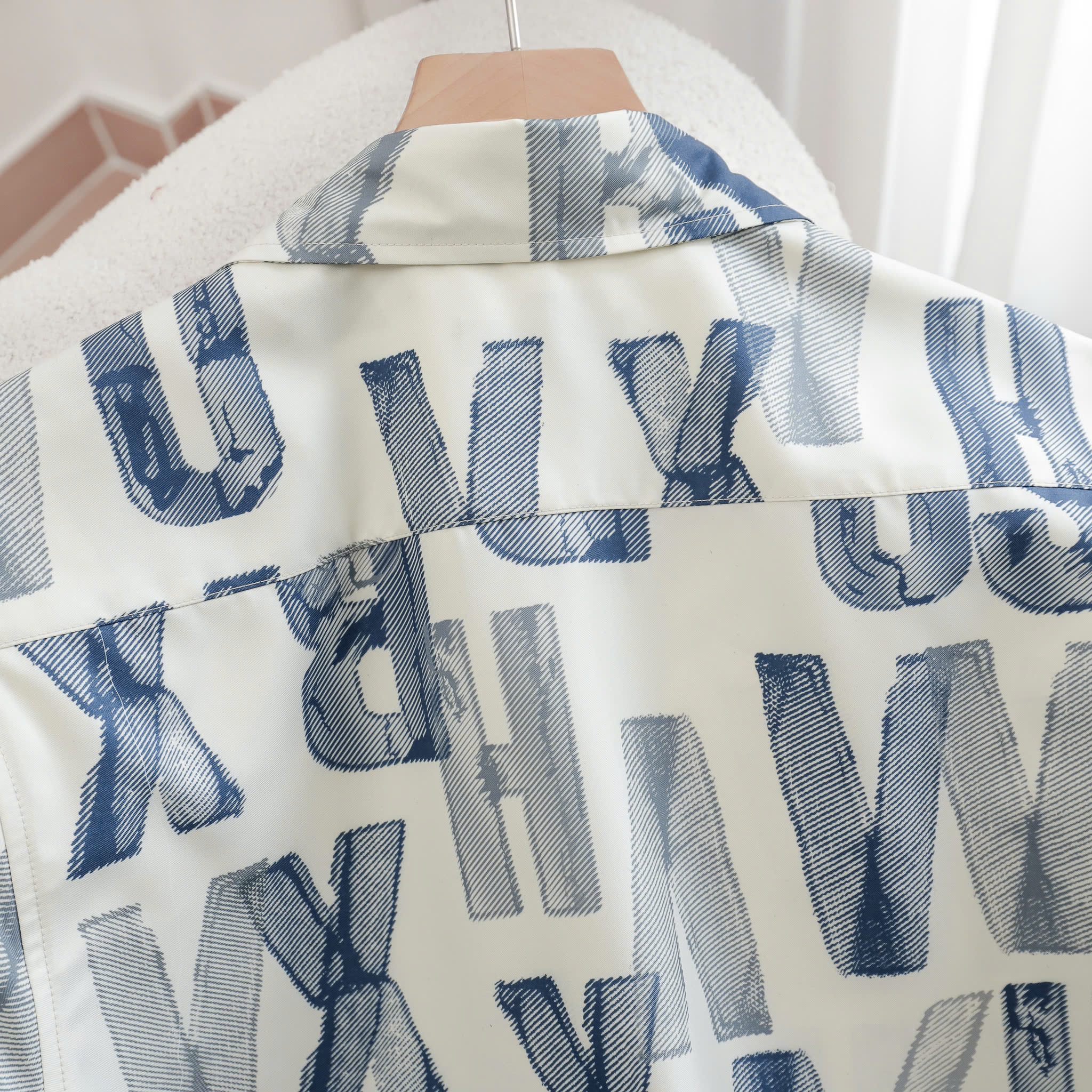 Sơ Mi In Chữ NOVA AMANLAB