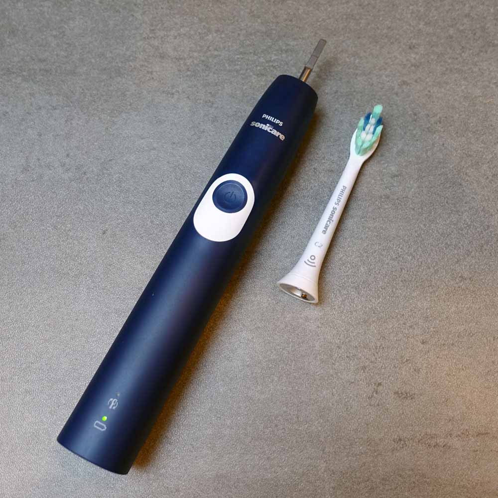 ban chai dien philips sonicare 4300