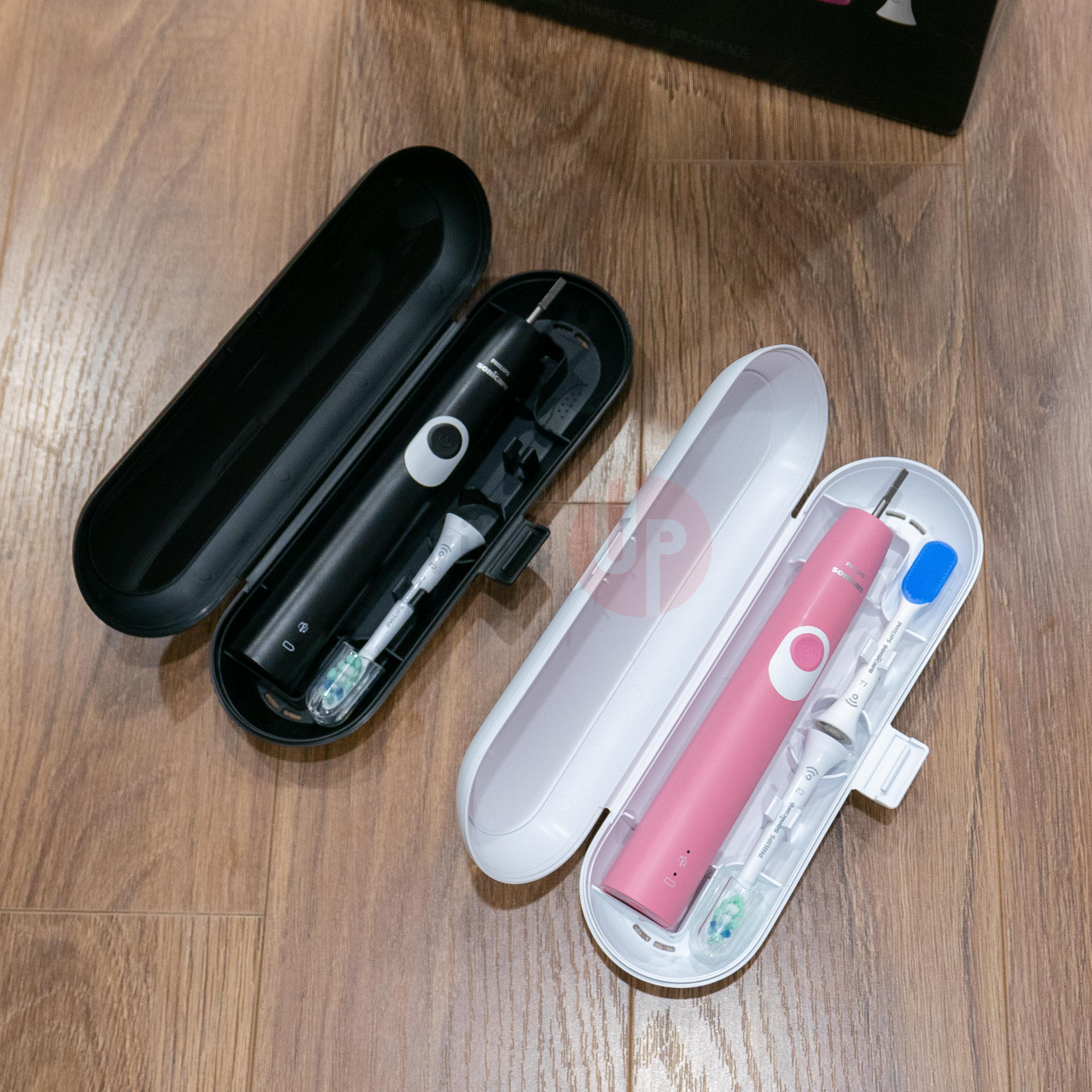 ban chai dien philips sonicare 4300