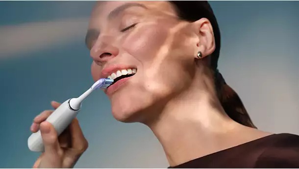 Cảm biến áp lực thông minh – Giúp bảo vệ nướu khỏi chải quá mạnh