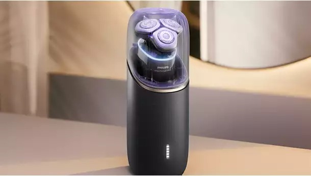 Hộp UV diệt khuẩn kiêm sạc pin