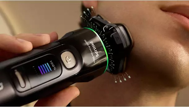 Đầu cạo điều khiển chính xác toàn hướng 360°, hiệu quả đồng đều ngay cả vùng khó cạo