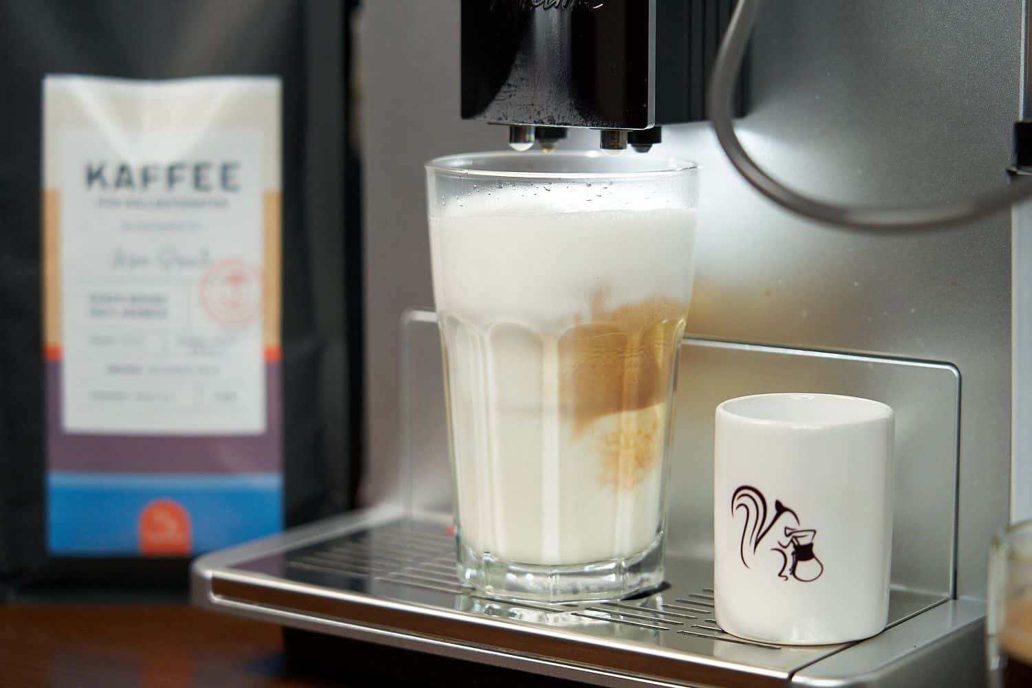 Máy pha cà phê tự động Melitta Caffeo Solo