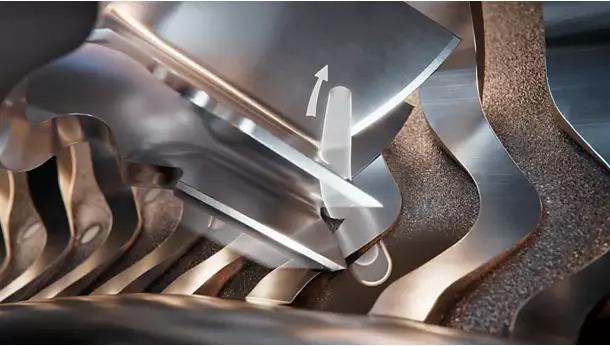 Cạo sát, ngay cả khi đang di chuyển