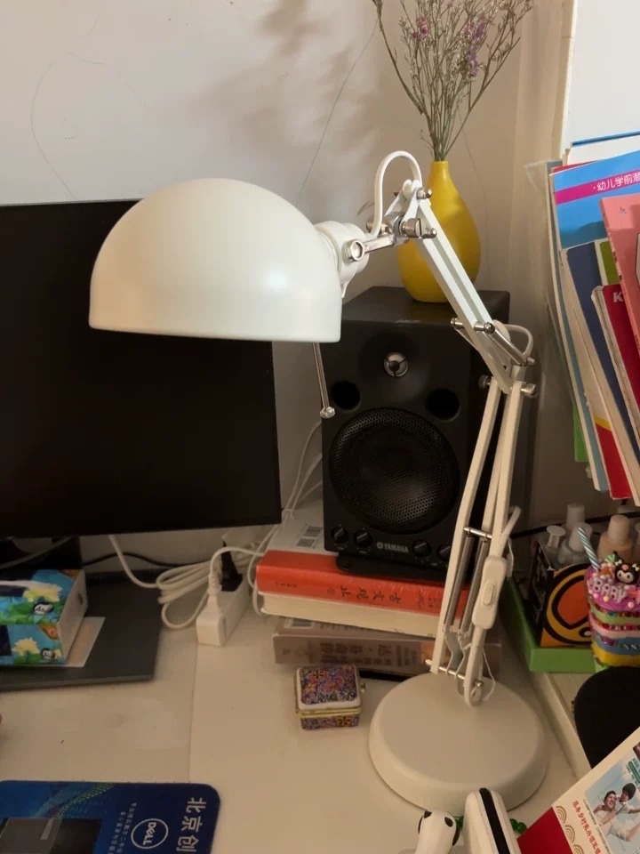 đèn bàn ikea