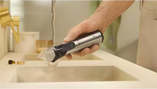 Chịu được nước 100%, sử dụng tiện lợi cả khi ướt và khô