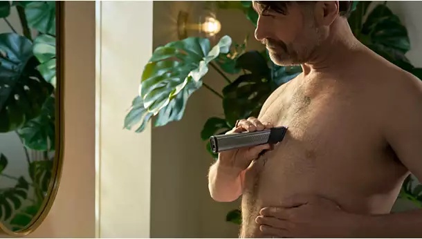 Tỉa lông cơ thể thoải mái, ngay cả ở những vùng nhạy cảm.