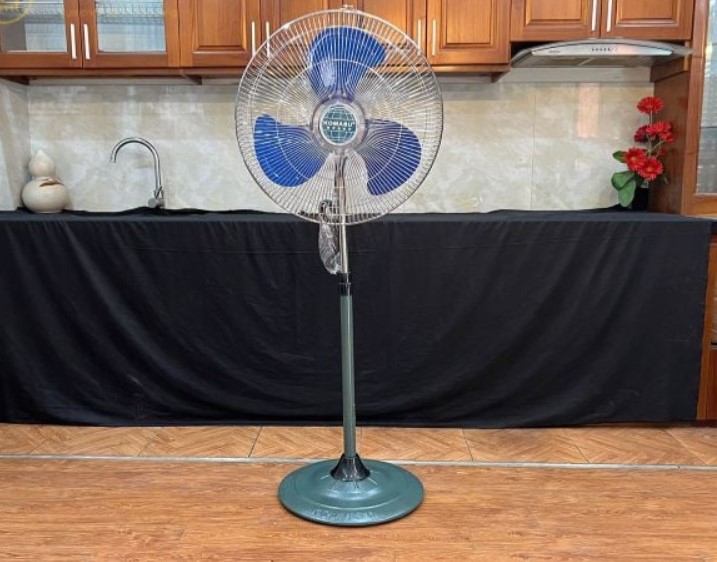 [HÀNG CHÍNH HÃNG] Quạt Cây Công Nghiệp Komasu KM500SIN mạ trắng